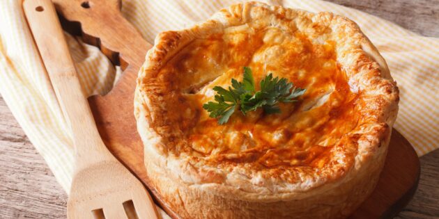 Пирог с курицей, творогом и сыром Пирог с курицей, творогом и сыром: рецепт